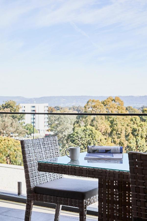 Astina Suites, 彭里斯 外观 照片