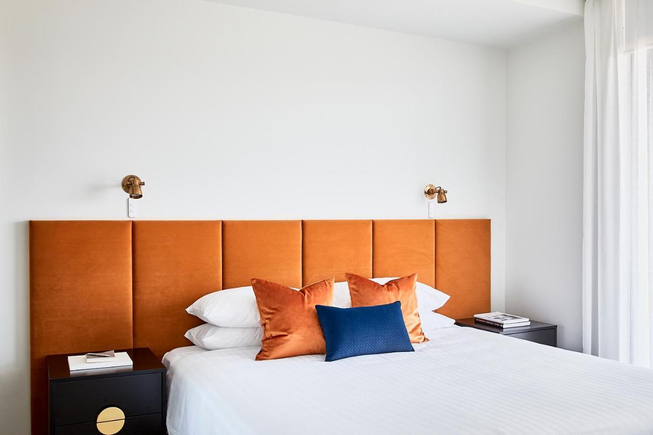 Astina Suites, 彭里斯 外观 照片