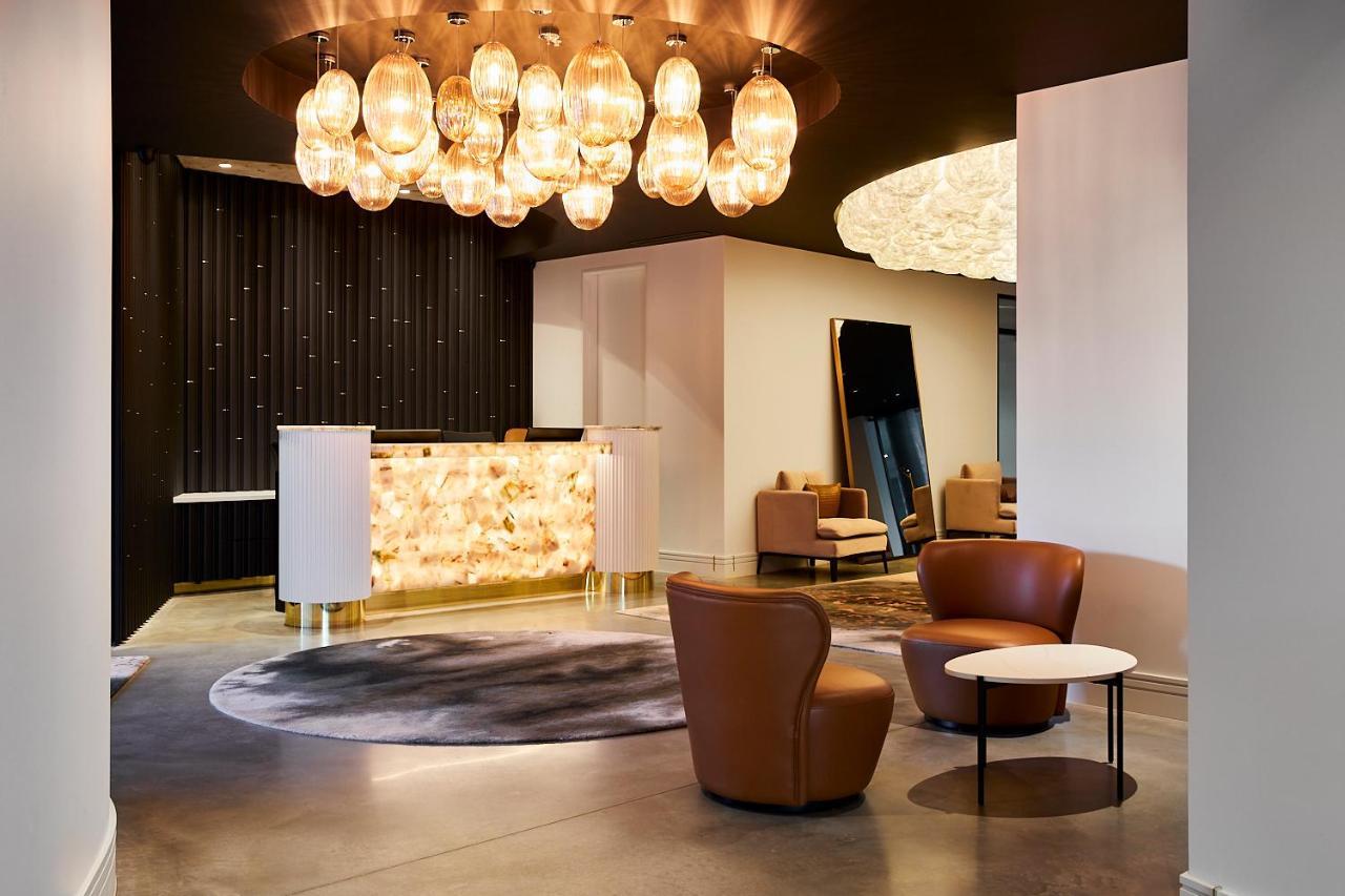 Astina Suites, 彭里斯 外观 照片