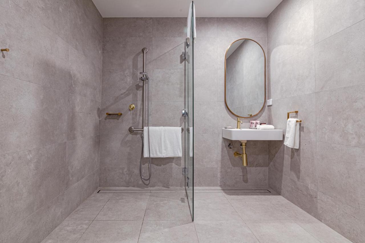 Astina Suites, 彭里斯 外观 照片